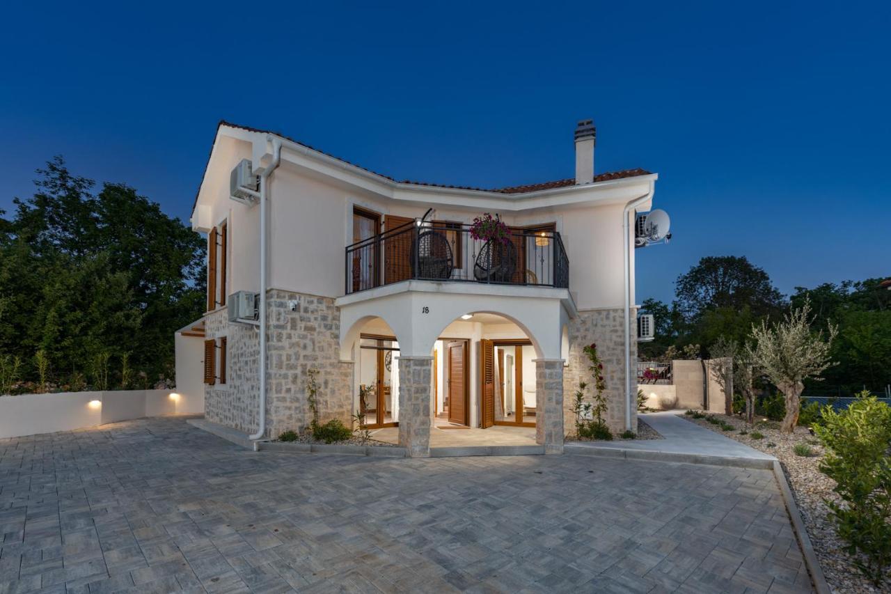 Villa Oasa Malinska Luaran gambar