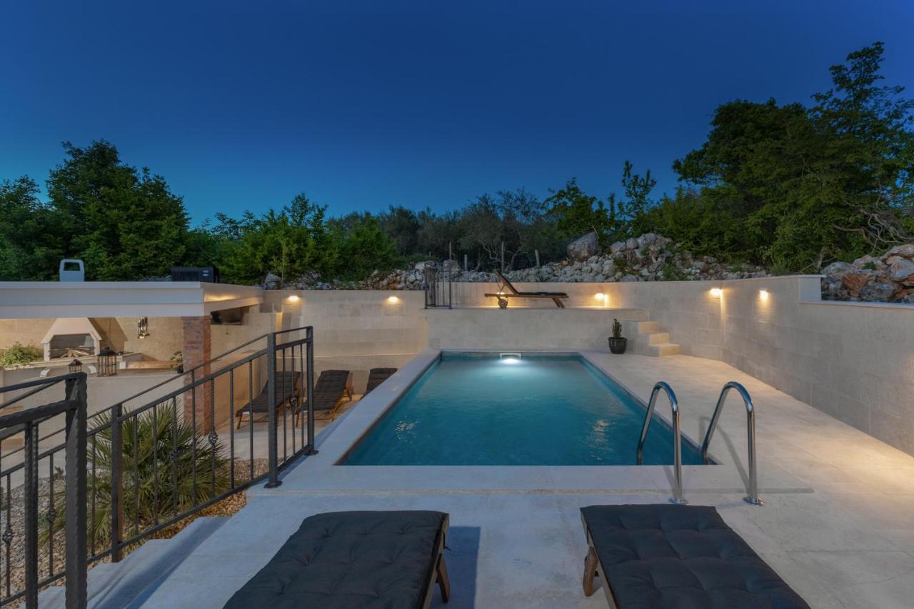 Villa Oasa Malinska Luaran gambar