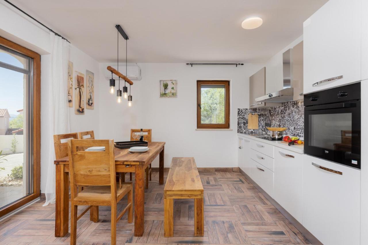 Villa Oasa Malinska Luaran gambar